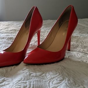 Red Pumps